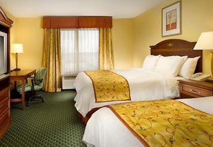 Hotel Fairfield & By Marriott Marshall