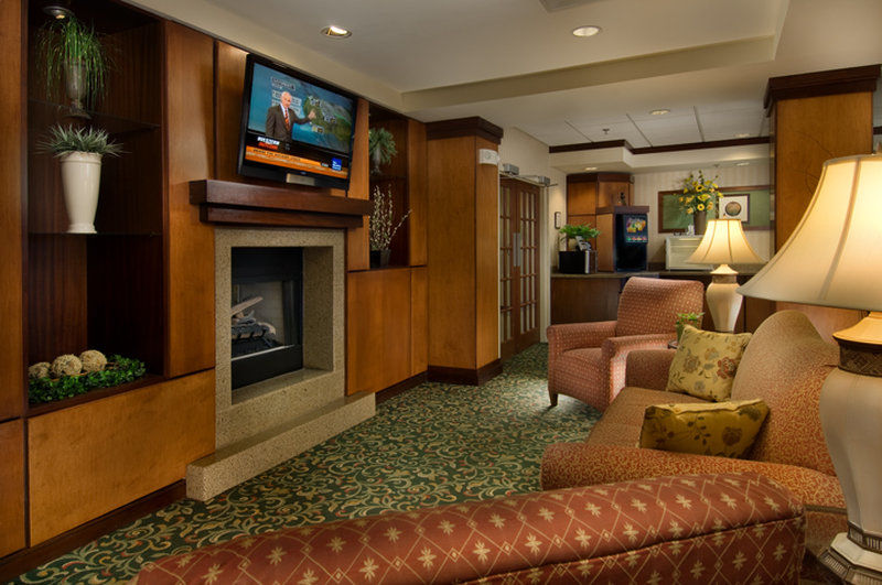 Hotel Fairfield & By Marriott