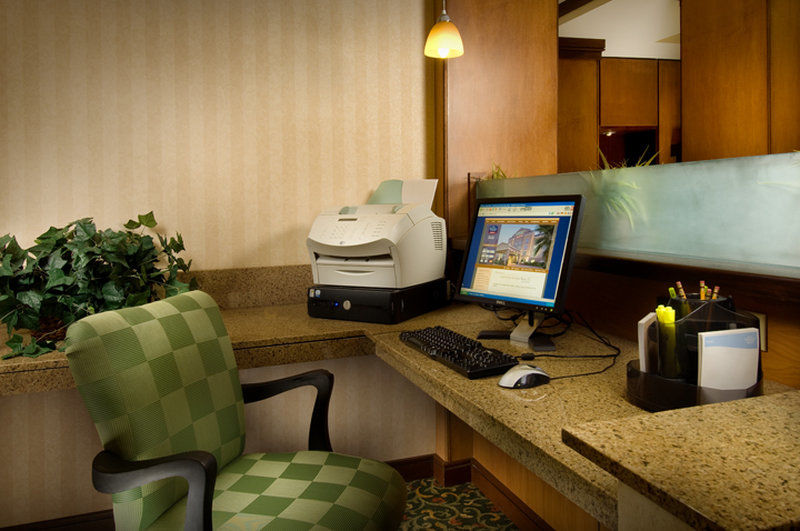 Hotel Fairfield & By Marriott Marshall